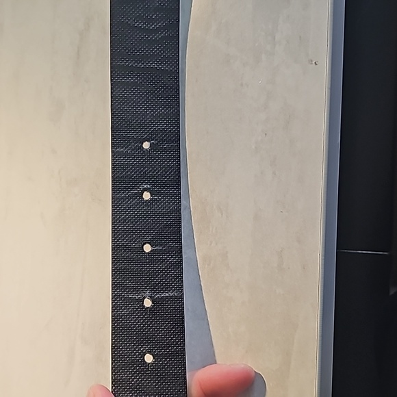 Guess Black/Brown Reversible Men's Belt - Picture 4 of 4